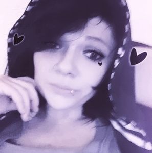 Meet your Posher, Becky